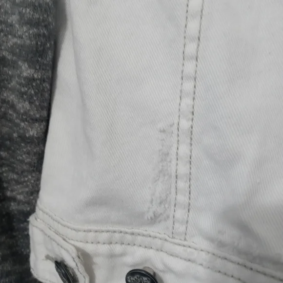 Free People Distressed White Denim Button Up Hooded Jacket Gray thermal Contrast - Picture 12 of 16